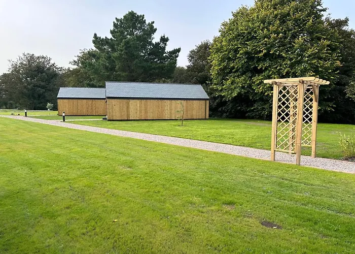 Riverside Retreats - Steamers Meadow