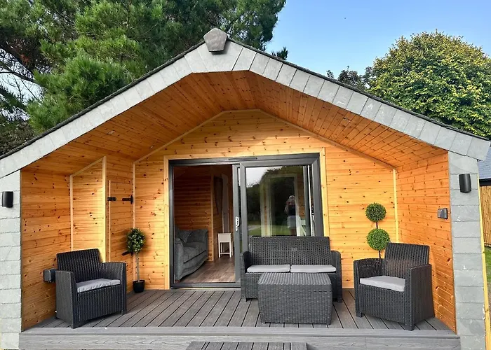 Riverside Retreats - Steamers Meadow
