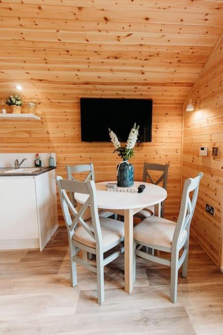 Campsite Riverside Retreats - Steamers Meadow *